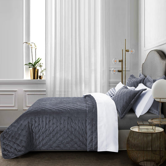 Crushed Velvet Bedspread Set Luxury Quilted 3 Piece Comforter
