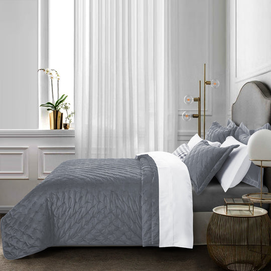 Crushed Velvet Bedspread Set Luxury Quilted 3 Piece Comforter