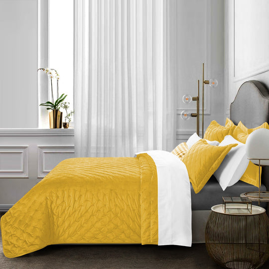 Crushed Velvet Bedspread Set Luxury Quilted 3 Piece Comforter
